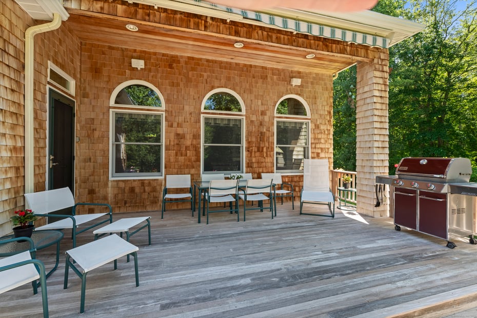 70 Morgan Road Photo 30