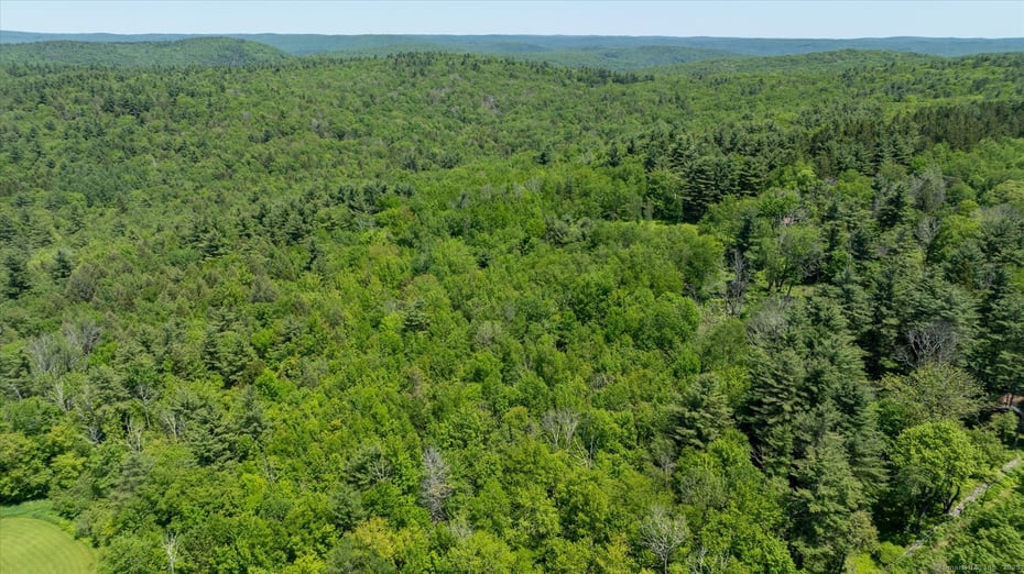 430 Smith Hill Road Photo 3