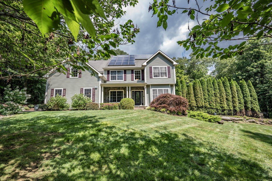 16 Devonshire Lane Photo 1