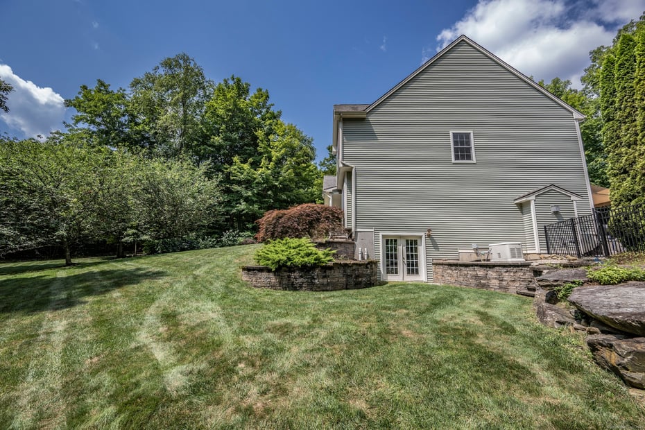 16 Devonshire Lane Photo 5