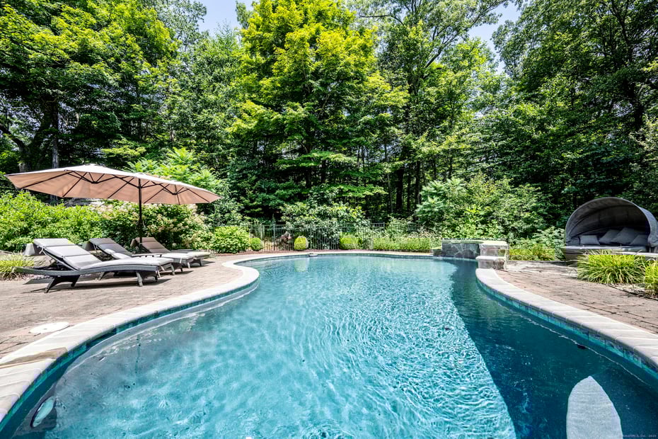 16 Devonshire Lane Photo 7