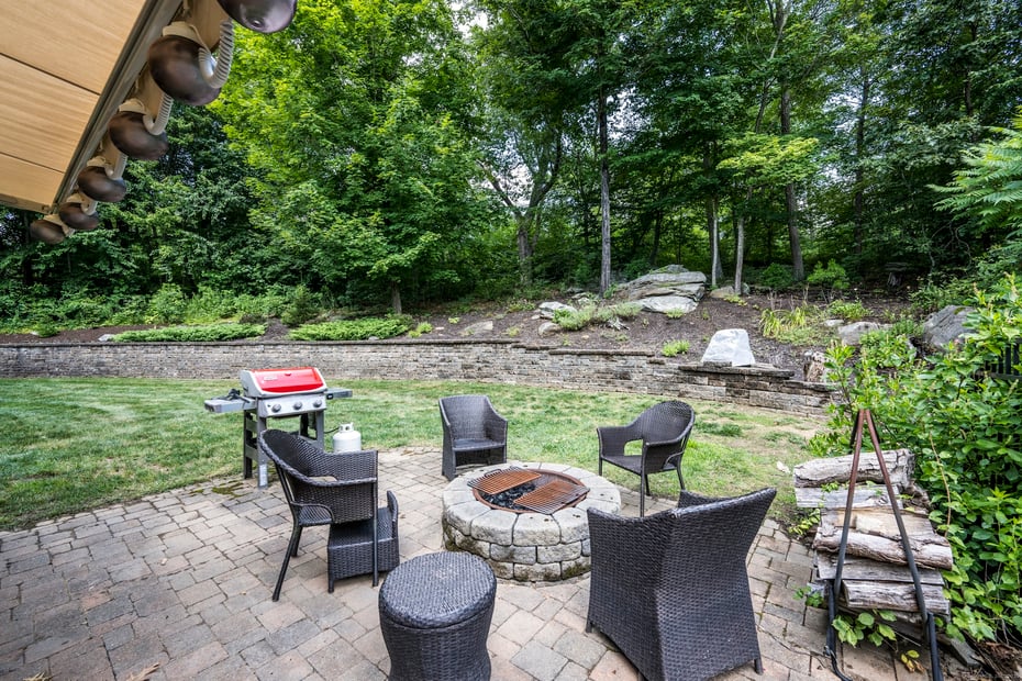 16 Devonshire Lane Photo 11