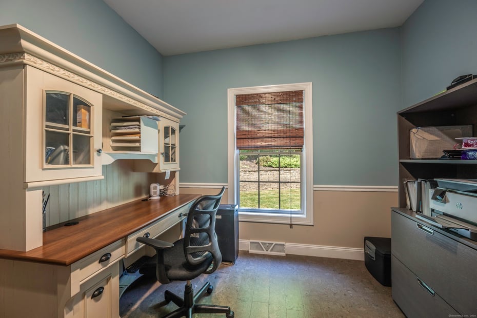 16 Devonshire Lane Photo 21