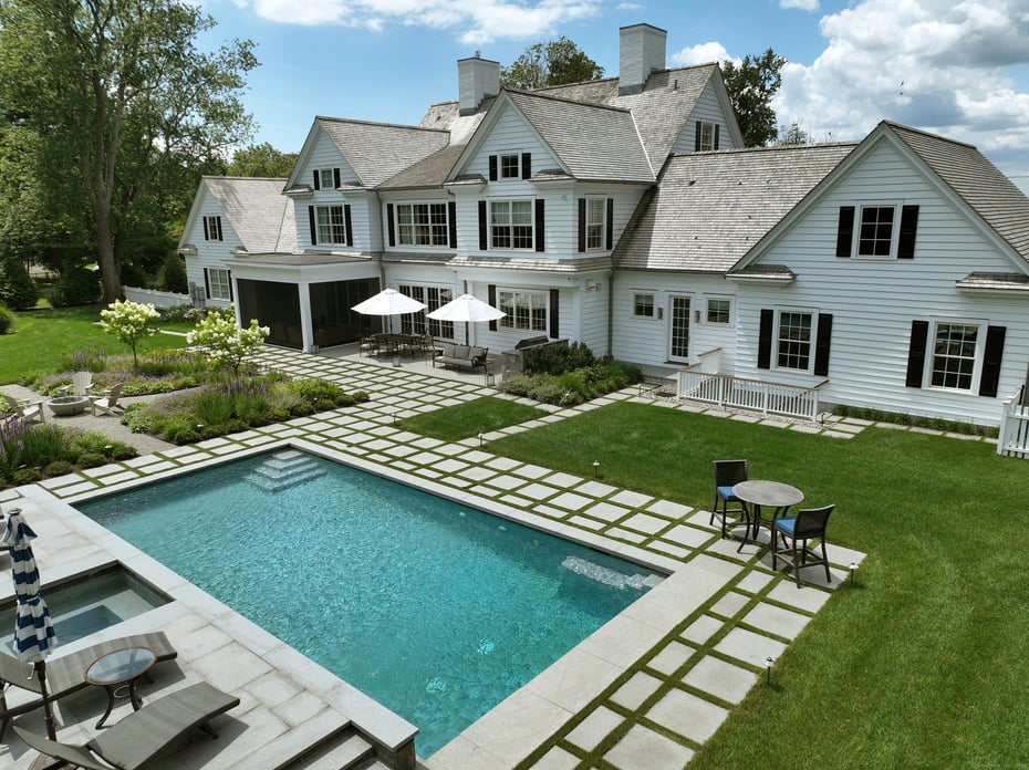 688 Hulls Farm Road Photo 3