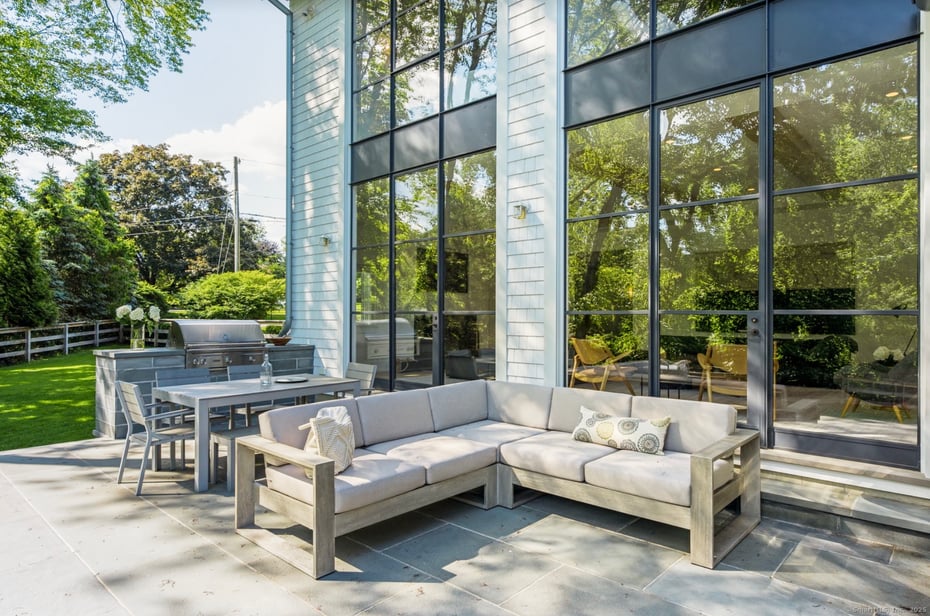 688 Hulls Farm Road Photo 17