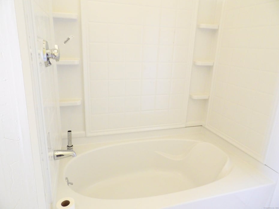 15 Paster Road Photo 28