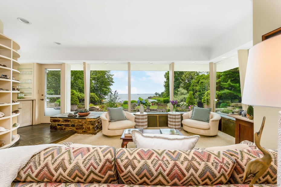 17 Contentment Island Road Photo 11