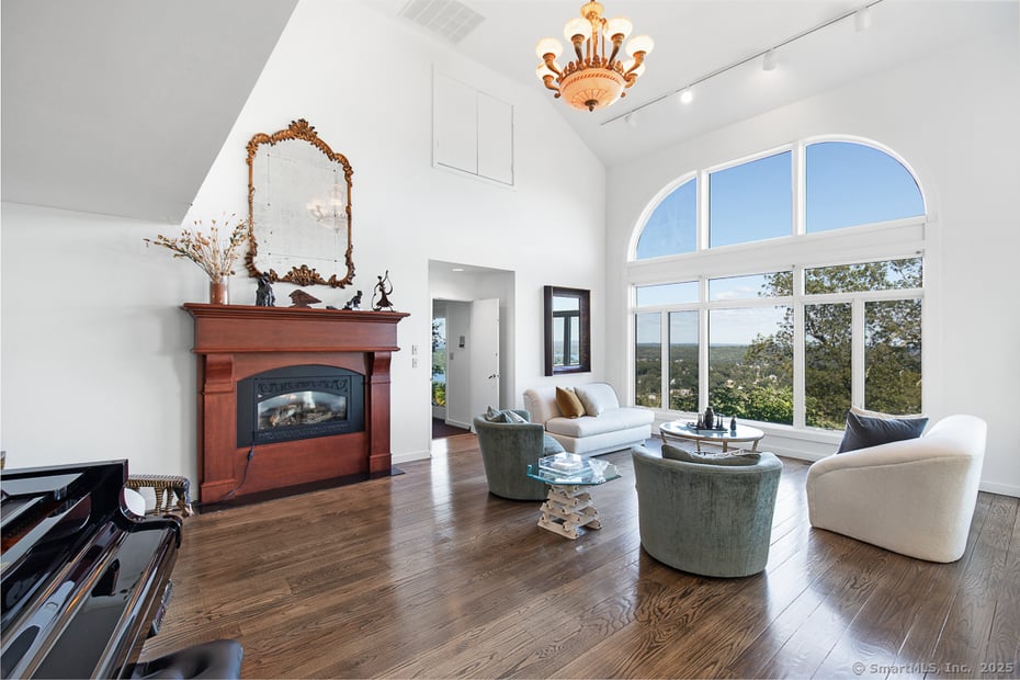 15 Alpine Road Photo 11