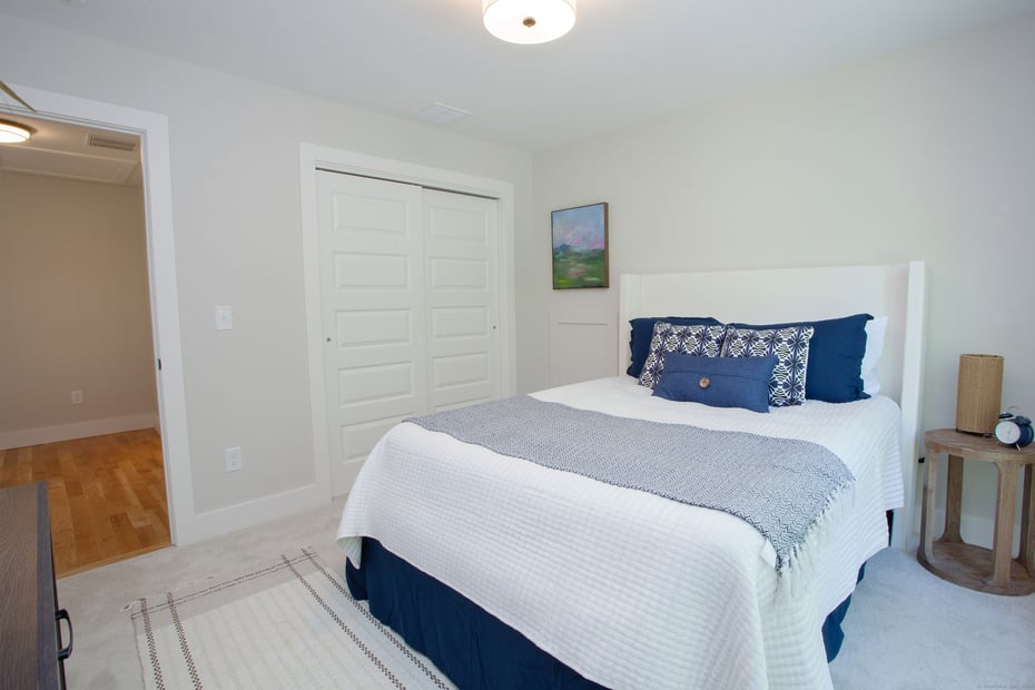 49 Applegate Lane #49 Photo 19