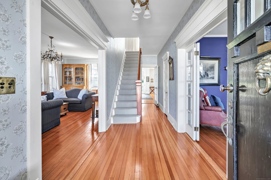 139 Rogers Avenue Photo 9