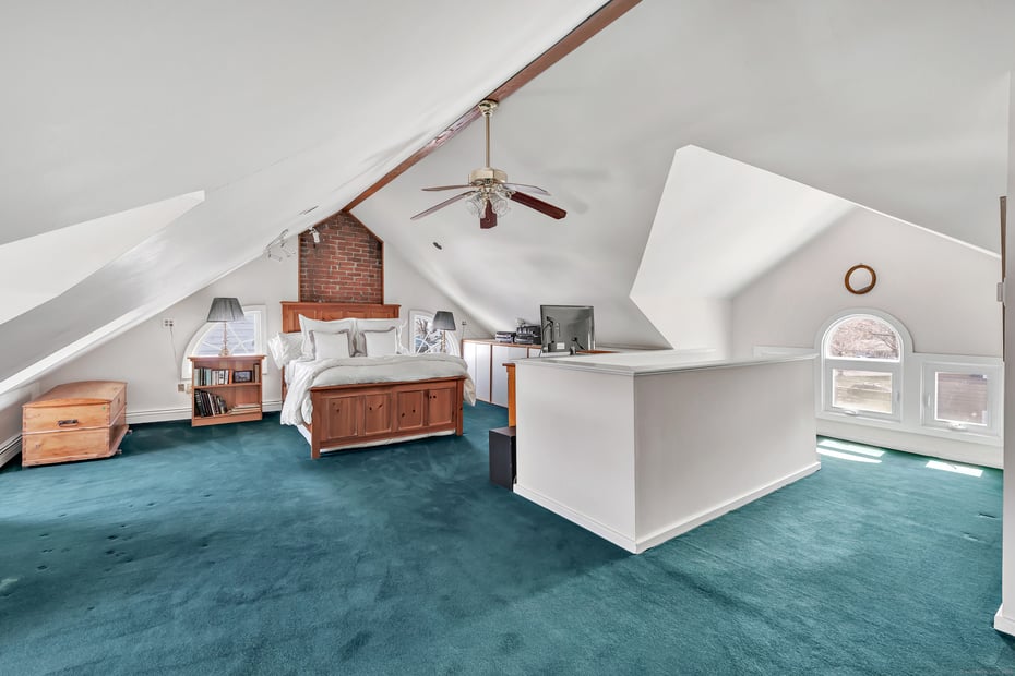 139 Rogers Avenue Photo 25