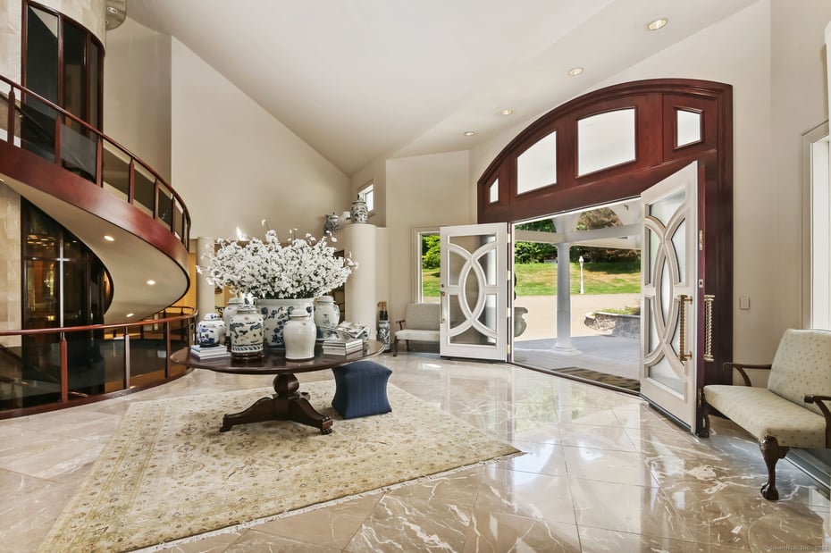 50 Poplar Hill Drive Photo 5