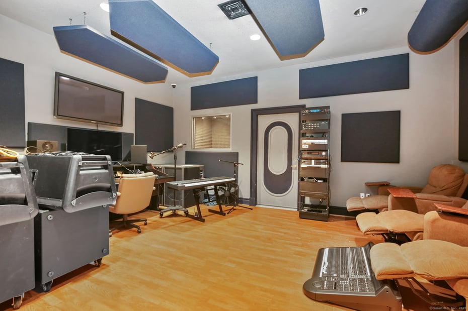 50 Poplar Hill Drive Photo 34