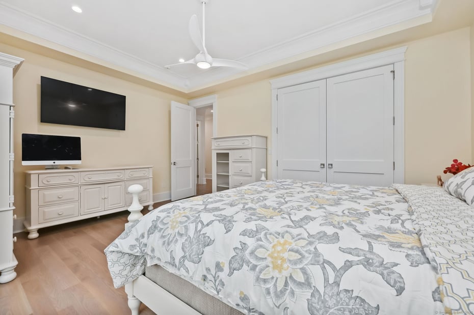 464 Park Boulevard Photo 23