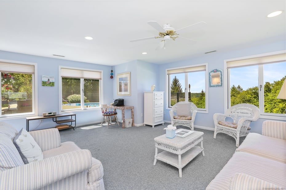 132 Merrimac Drive Photo 32