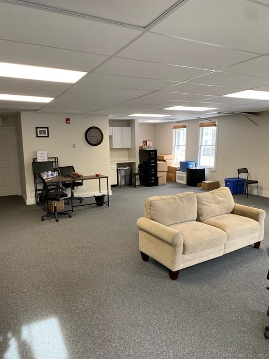 6 Cornwall Road Photo 6