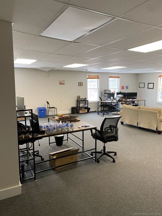 6 Cornwall Road Photo 8