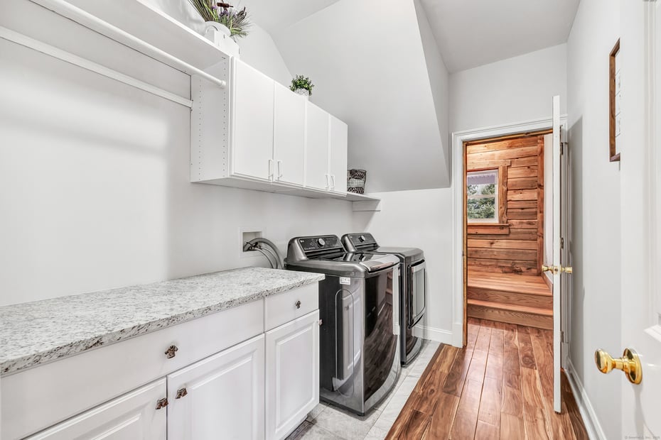 96 Big Horn Road Photo 32