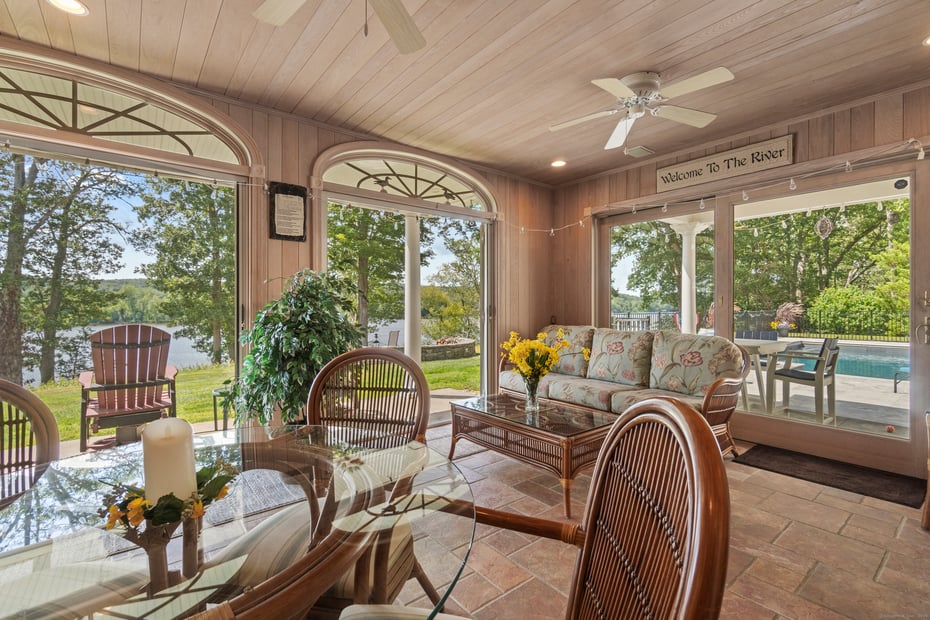 291 Injun Hollow Road Photo 17