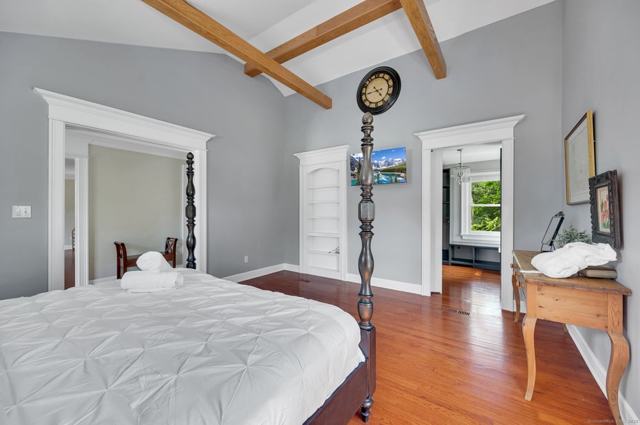 473 Ridgeview Road Photo 22