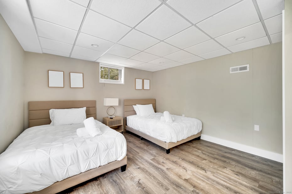 473 Ridgeview Road Photo 29
