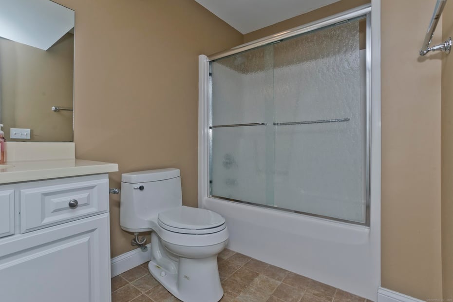 48 Cider Mill Heights Photo 20