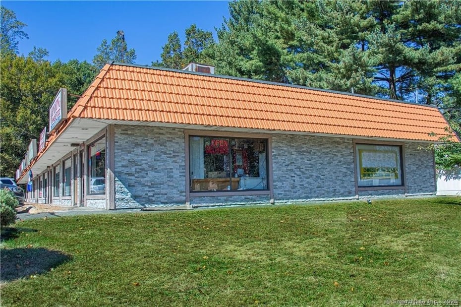 16 Red Bush Lane Photo 3