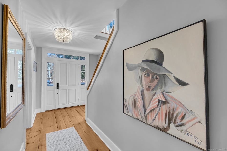 407 Grove Beach Road North Photo 8