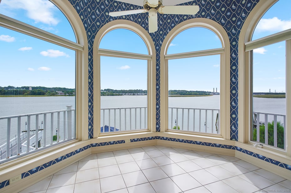 5060 Main Street Photo 14