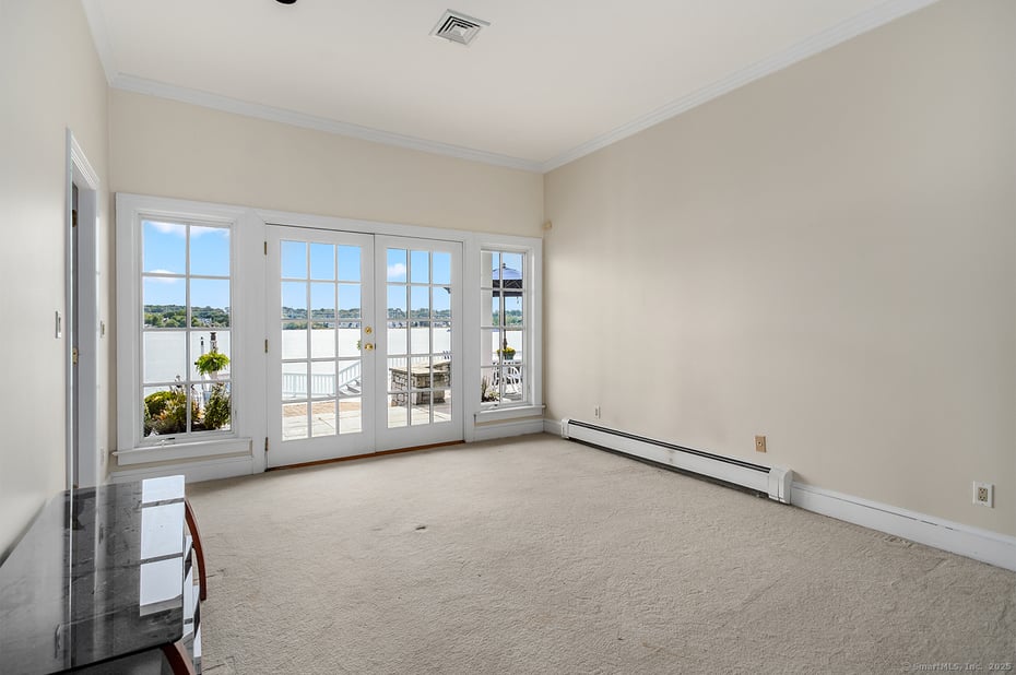 5060 Main Street Photo 23