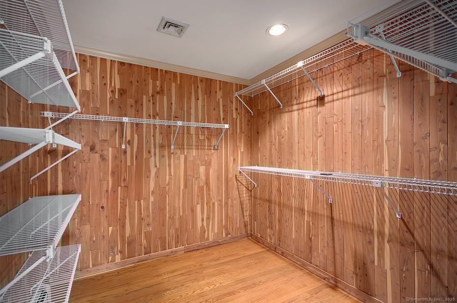 5060 Main Street Photo 29