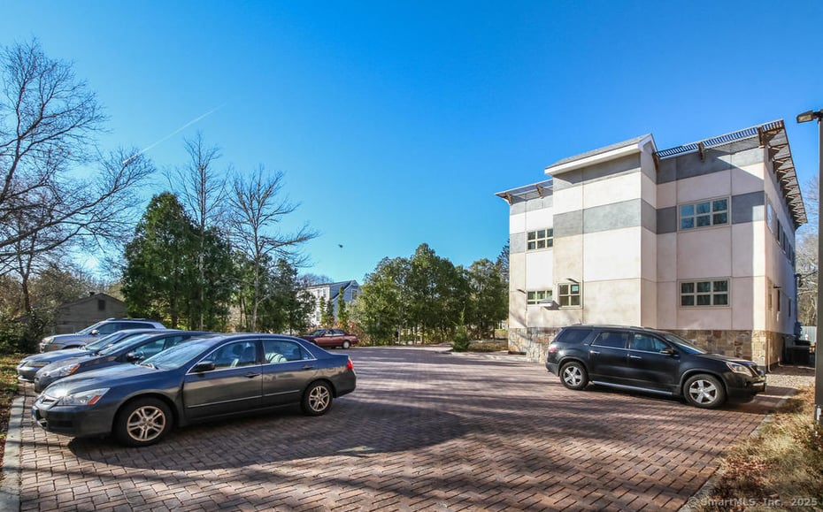 118 South Broad Street Photo 3