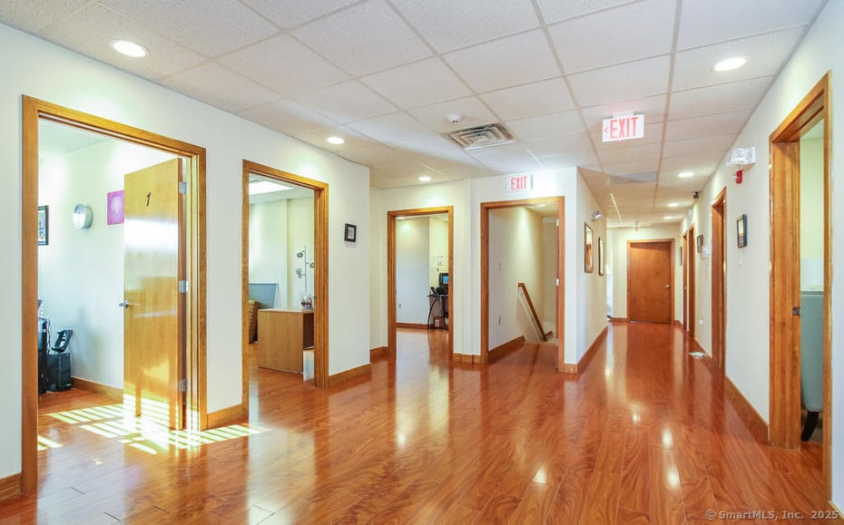 118 South Broad Street Photo 13