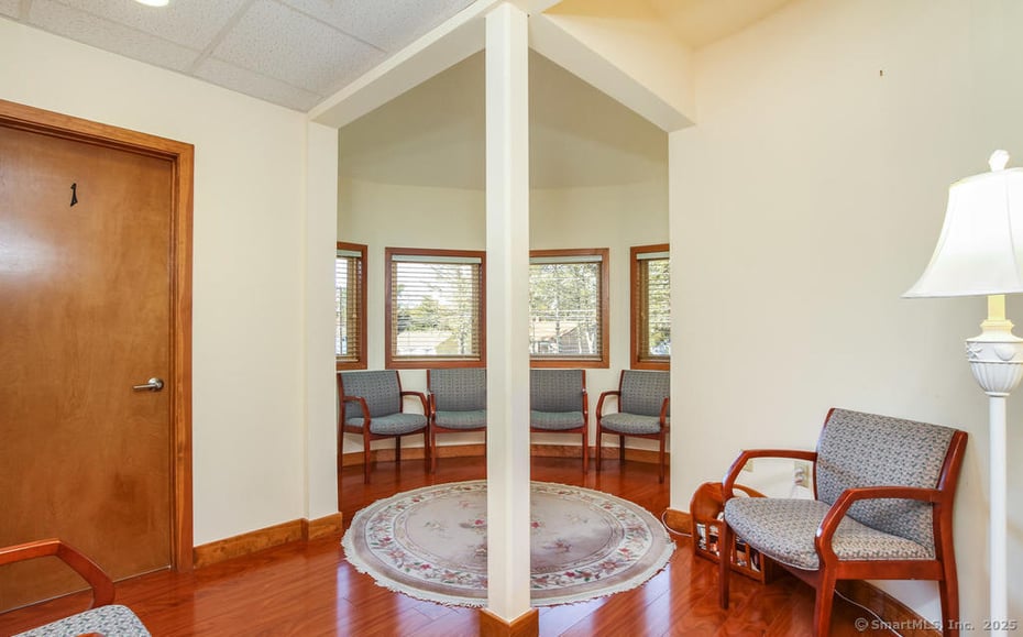 118 South Broad Street Photo 17