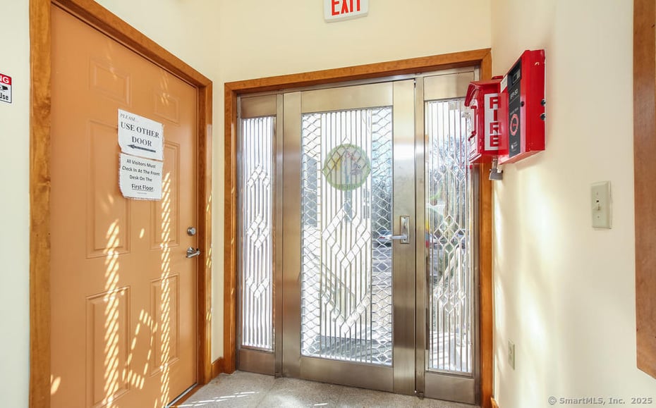 118 South Broad Street Photo 18