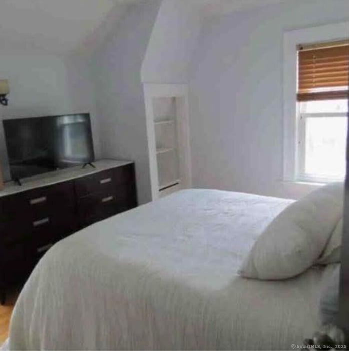 1350 Brooklawn Avenue Photo 3