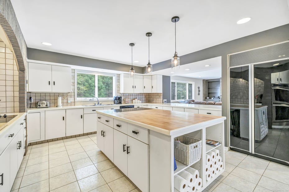 28 Strawberry Lane Photo 15