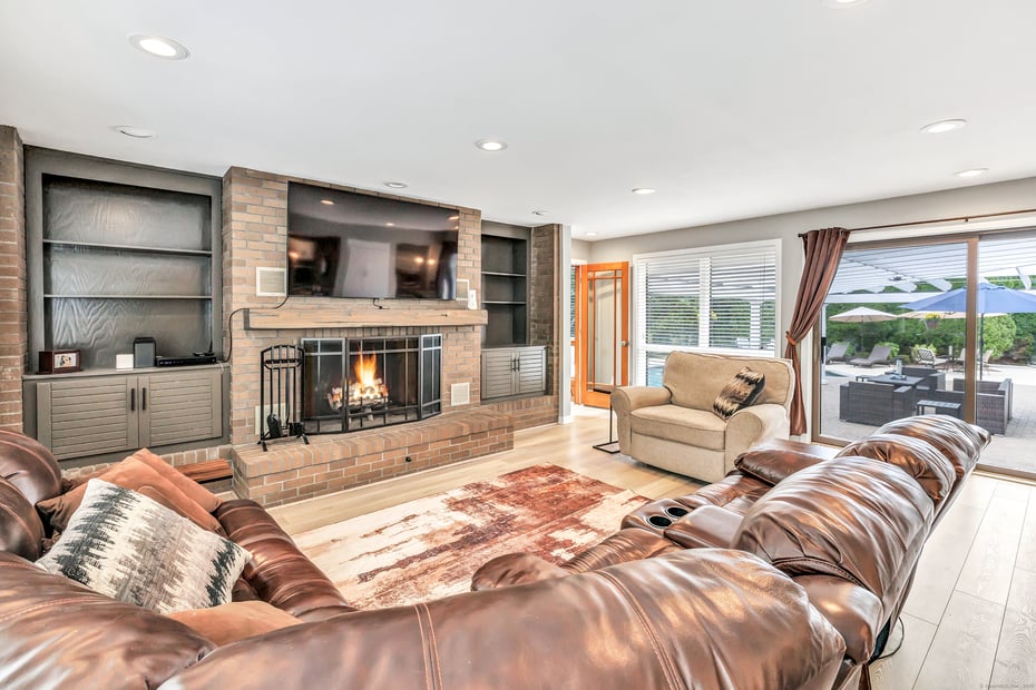 28 Strawberry Lane Photo 21