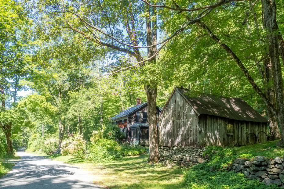 143 Whitcomb Hill Road Photo 4