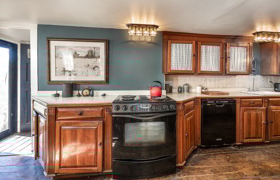 143 Whitcomb Hill Road Photo 15