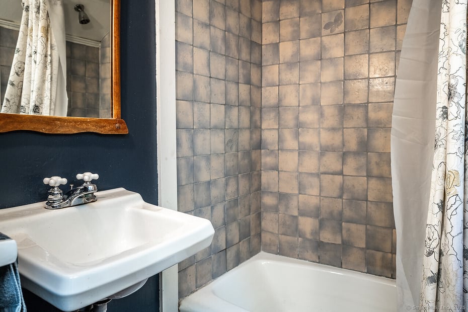 143 Whitcomb Hill Road Photo 27