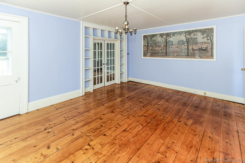 1572 Saybrook Road Photo 10