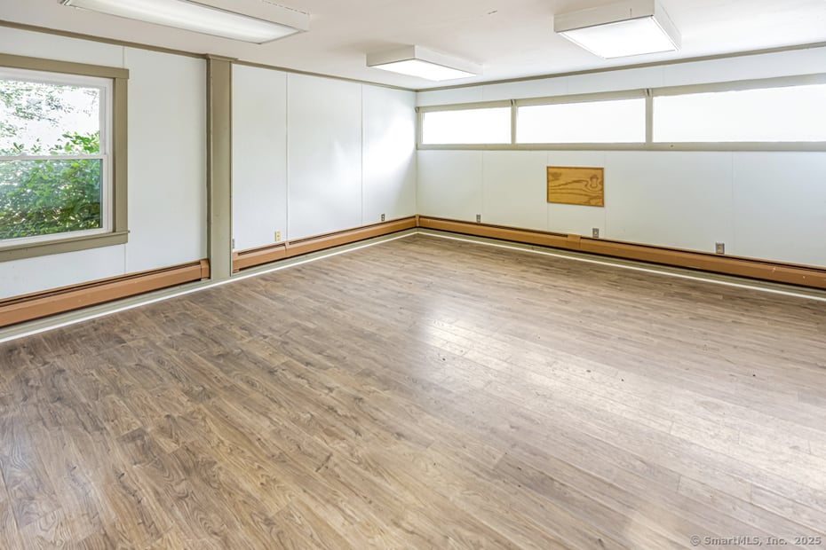 1572 Saybrook Road Photo 18