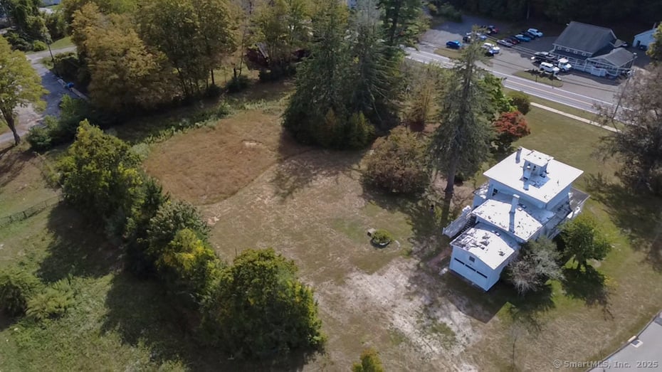 1572 Saybrook Road Photo 36