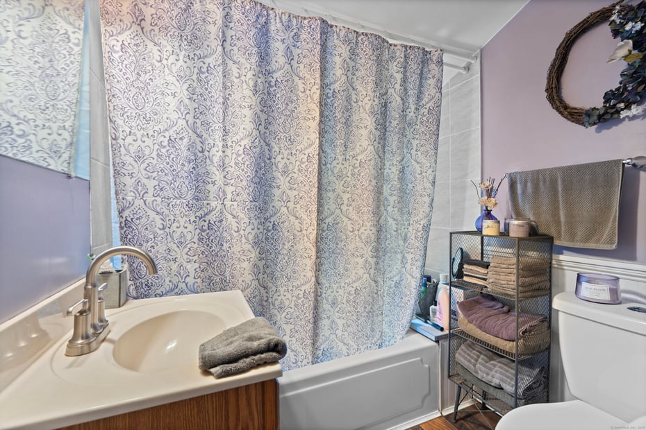 298 Kenyon Road Photo 29