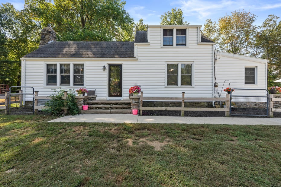 298 Kenyon Road Photo 33