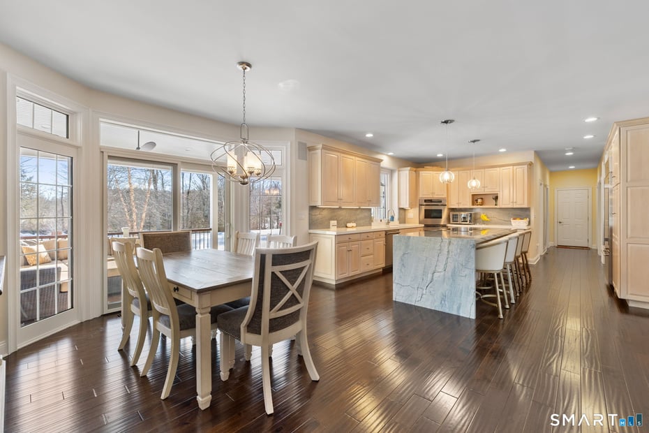 16 Robin Hood Lane Photo 12