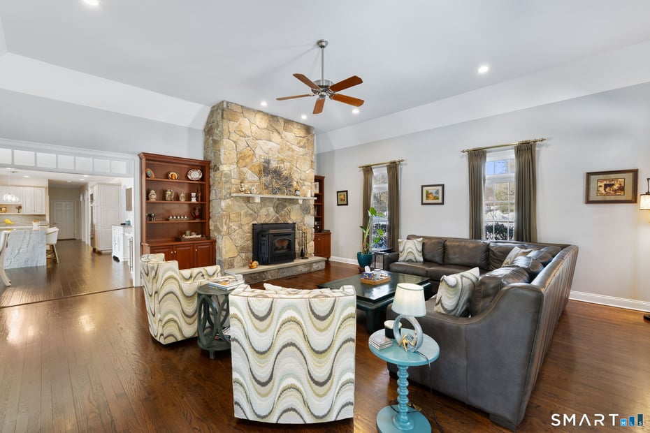 16 Robin Hood Lane Photo 21