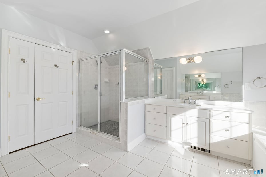 16 Robin Hood Lane Photo 33