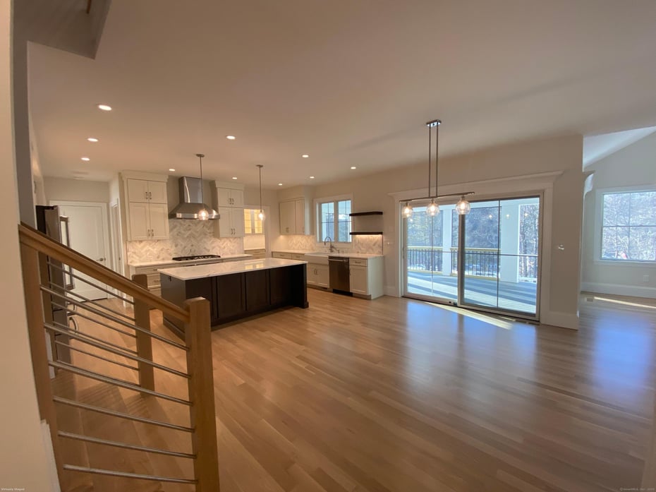 52 Westenhook Terrace Photo 28